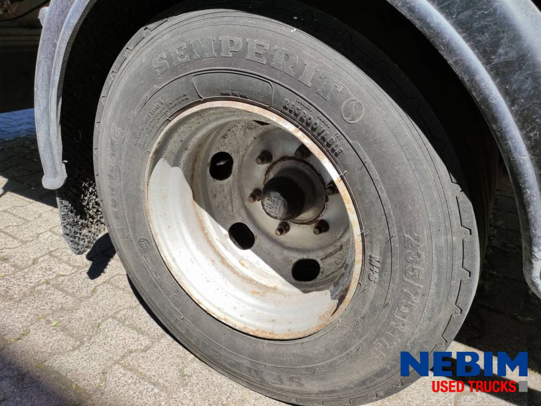 Diversen OP A1 / 8 City trailer - Tridec Steering Noyens OP A1 / 8 City trailer - Semirremolque lona: foto 4 Diversen OP A1 / 8 City trailer - Tridec Steering Noyens OP A1 / 8 City trailer - Semirremolque lona: foto 4