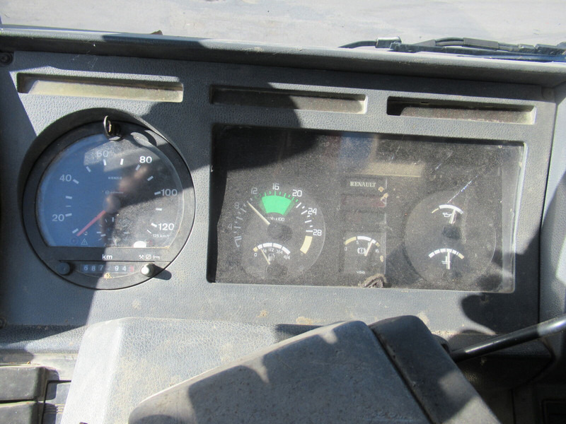 Renault G300 - Camión caja abierta, Camión grúa: foto 4 Renault G300 - Camión caja abierta, Camión grúa: foto 4