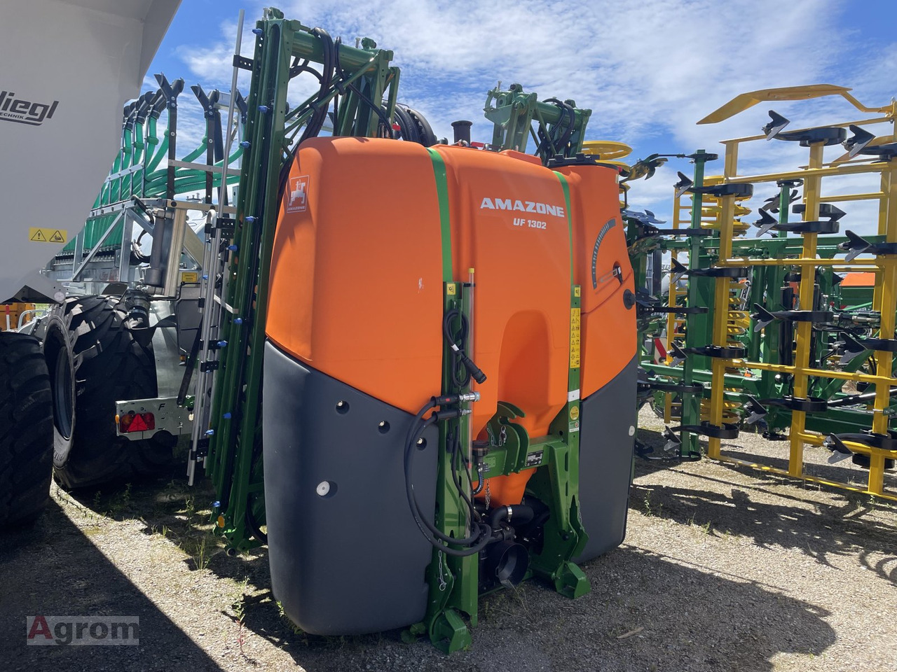 Amazone UF 1302 - Pulverizador suspendido: foto 1 Amazone UF 1302 - Pulverizador suspendido: foto 1