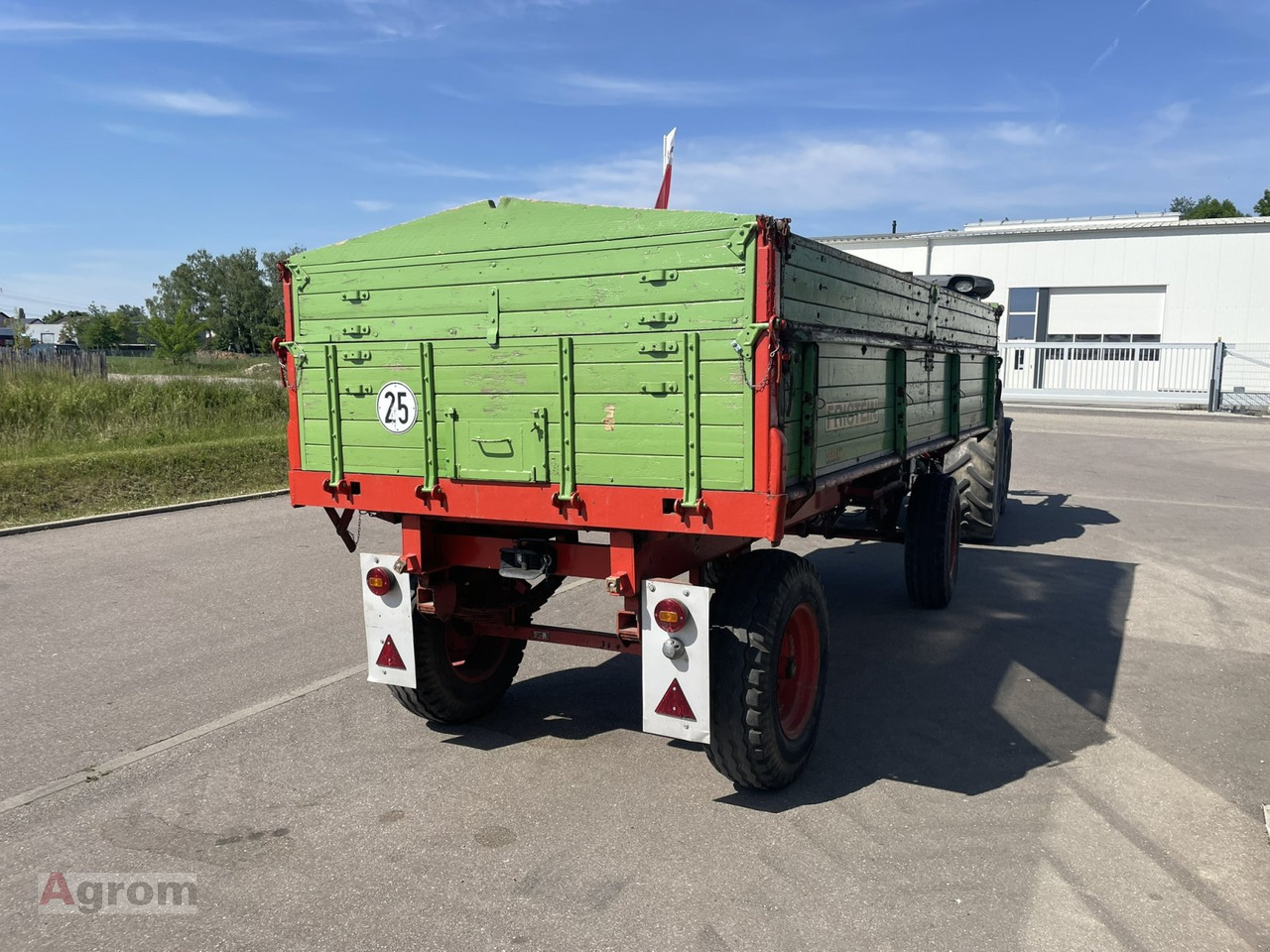 Fristein DK 55 - Remolque volquete agrícola: foto 4 Fristein DK 55 - Remolque volquete agrícola: foto 4