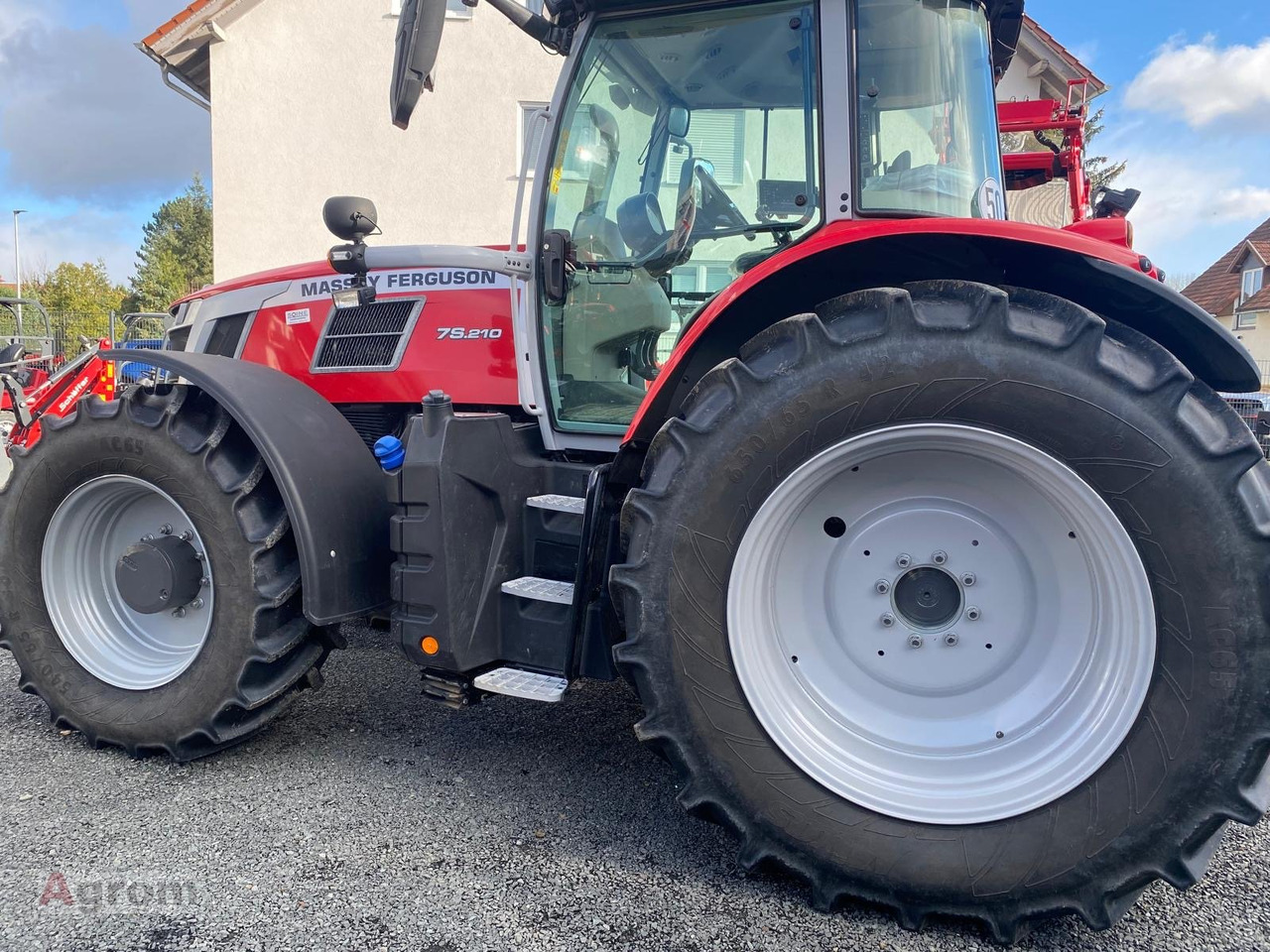 Massey Ferguson 7S.210 Dyna-VT EXCLUSIVE - Tractor: foto 5 Massey Ferguson 7S.210 Dyna-VT EXCLUSIVE - Tractor: foto 5