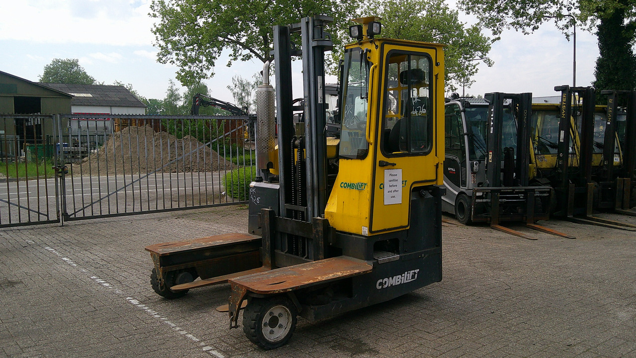 COMBILIFT C3000 CABIN - Carretilla de carga lateral: foto 5 COMBILIFT C3000 CABIN - Carretilla de carga lateral: foto 5
