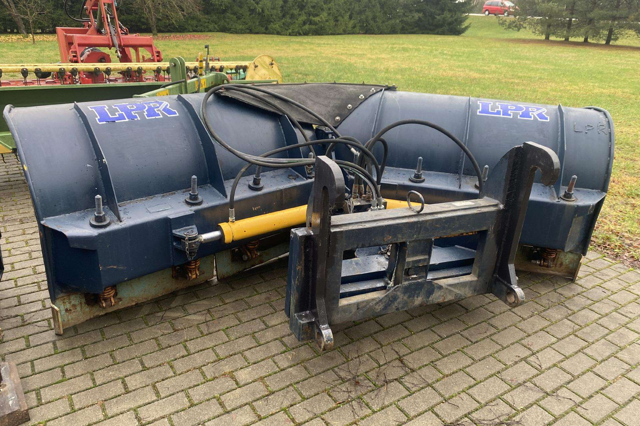 -Kita- Sniego valytuvai visų skoniui - Cuchilla quitanieves para Maquinaria de construcción: foto 2 -Kita- Sniego valytuvai visų skoniui - Cuchilla quitanieves para Maquinaria de construcción: foto 2