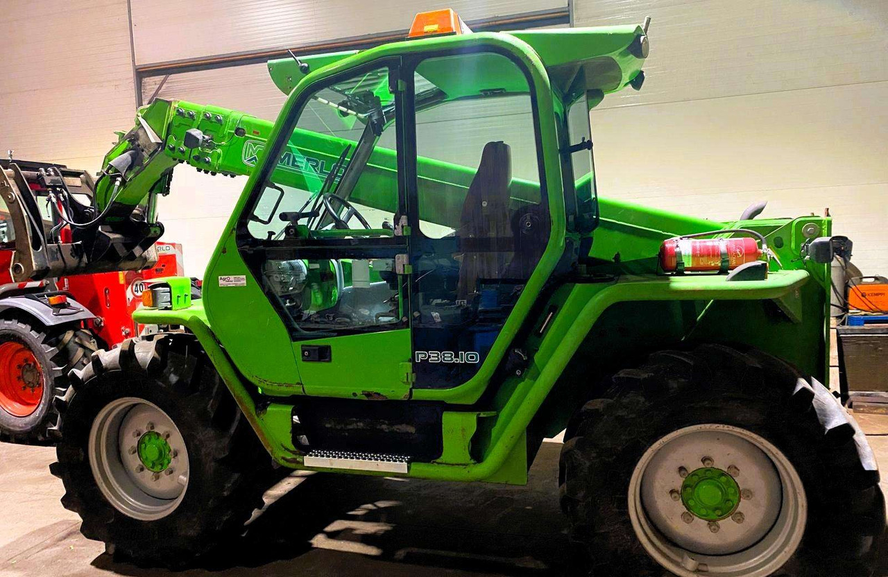 Merlo P38.10 - Manipulador telescópico: foto 2 Merlo P38.10 - Manipulador telescópico: foto 2