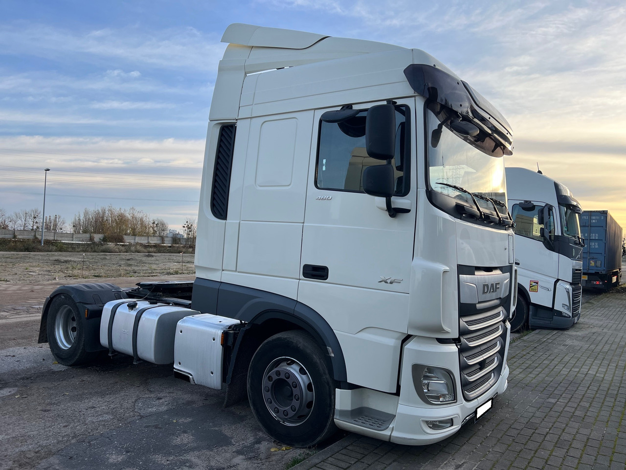 - Cabeza tractora: foto 4 - Cabeza tractora: foto 4