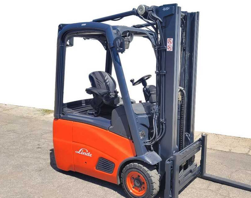 Linde E 16 C-01/386 (batt. 2016) - Carretilla elevadora eléctrica: foto 1 Linde E 16 C-01/386 (batt. 2016) - Carretilla elevadora eléctrica: foto 1