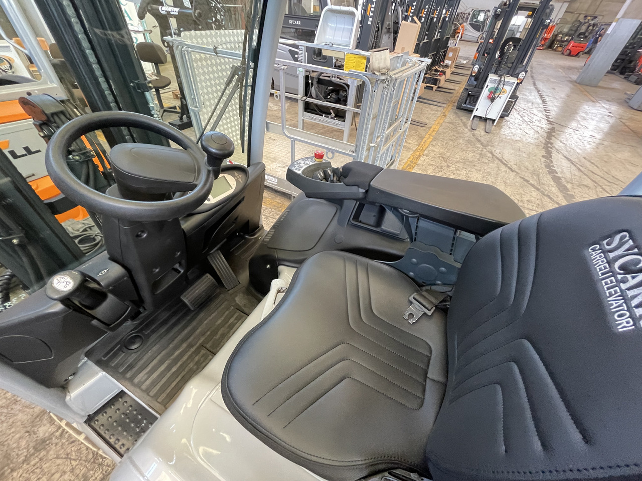 STILL RX 20-20 - Carretilla elevadora eléctrica: foto 4 STILL RX 20-20 - Carretilla elevadora eléctrica: foto 4