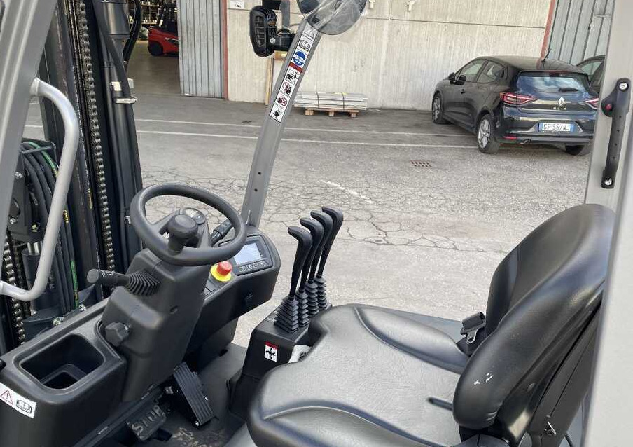 Still RCE 15 Li-Ion (NUOVO) - Carretilla elevadora eléctrica: foto 2 Still RCE 15 Li-Ion (NUOVO) - Carretilla elevadora eléctrica: foto 2