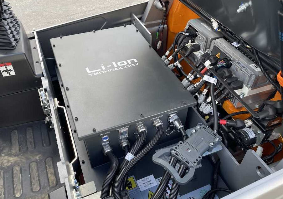 Still RCE 15 Li-Ion (NUOVO) - Carretilla elevadora eléctrica: foto 4 Still RCE 15 Li-Ion (NUOVO) - Carretilla elevadora eléctrica: foto 4