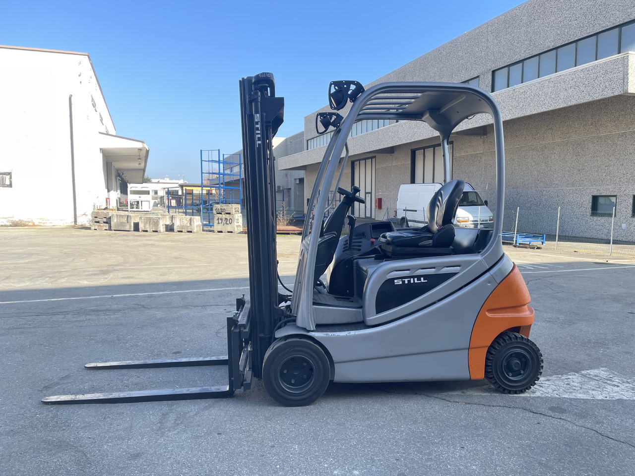 Still RX 20-20 P (batt. Nuova) - Carretilla elevadora eléctrica: foto 2 Still RX 20-20 P (batt. Nuova) - Carretilla elevadora eléctrica: foto 2