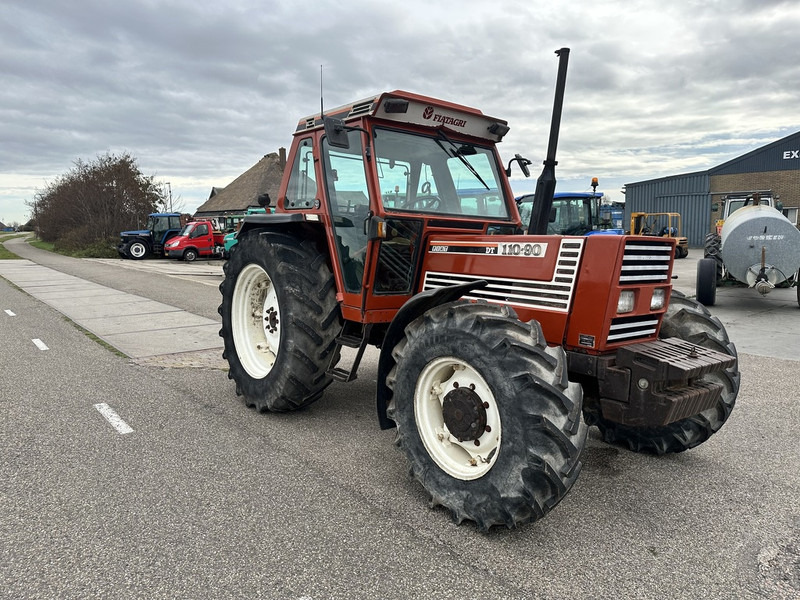 Fiat 110-90 DT - Tractor: foto 4 Fiat 110-90 DT - Tractor: foto 4