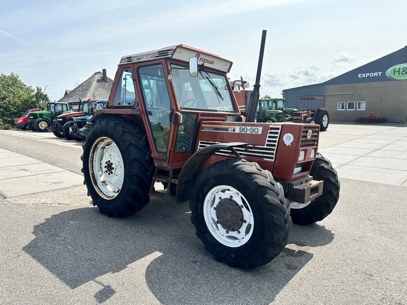 Fiat 90-90 DT - Tractor: foto 3 Fiat 90-90 DT - Tractor: foto 3