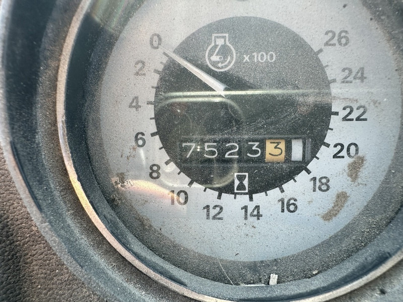 Ford TW-10 - Tractor: foto 5 Ford TW-10 - Tractor: foto 5