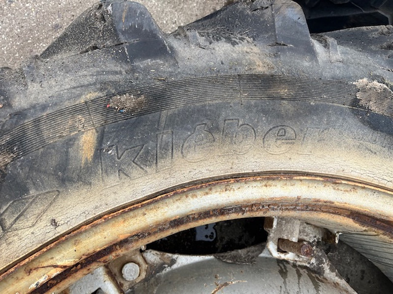Kleber 13.6 R38 - Llanta: foto 4 Kleber 13.6 R38 - Llanta: foto 4