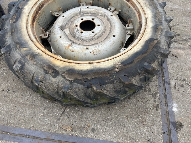 Kleber 13.6 R38 - Llanta: foto 5 Kleber 13.6 R38 - Llanta: foto 5