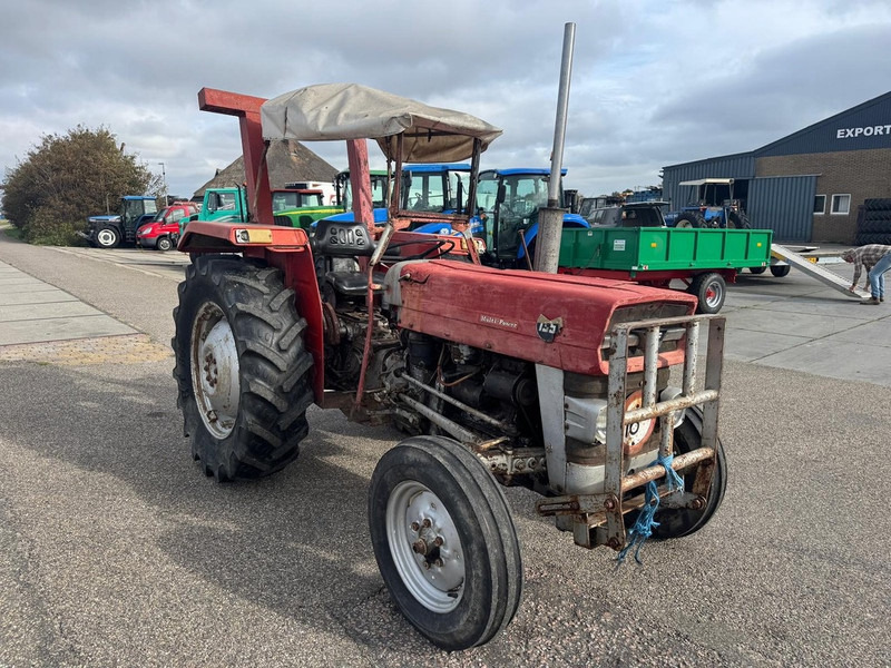 Massey Ferguson 135 - Tractor: foto 3 Massey Ferguson 135 - Tractor: foto 3