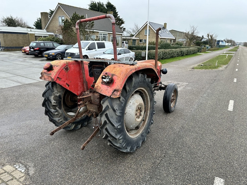 Tractor Massey Ferguson 35: foto 9