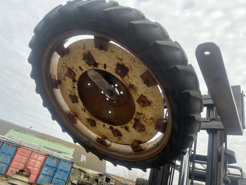 Llanta Michelin en kleber 8.3 R44: foto 7