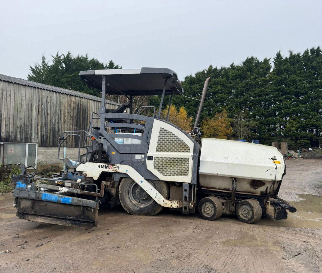 Ammann AFW 700-3 - Pavimentadora de asfalto: foto 4 Ammann AFW 700-3 - Pavimentadora de asfalto: foto 4