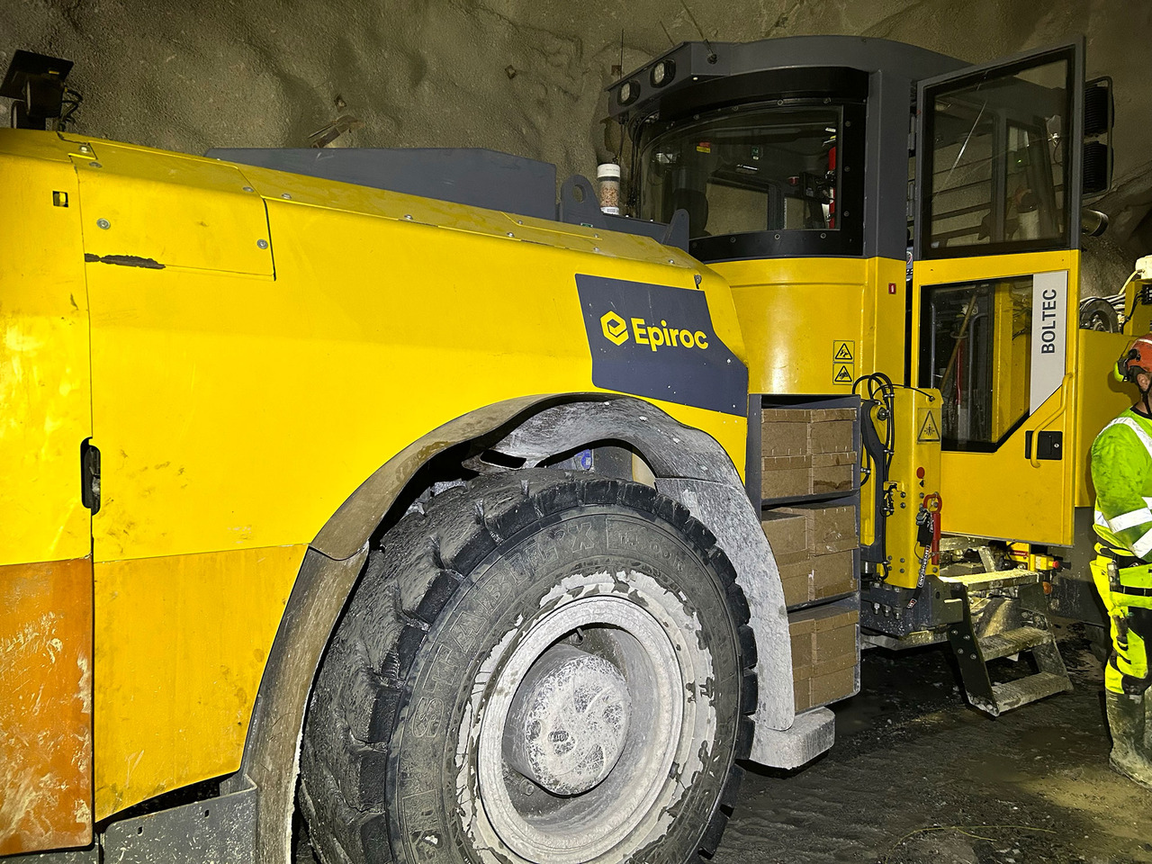 Atlas Copco Boltec E - Perforadora direccional horizontal: foto 4 Atlas Copco Boltec E - Perforadora direccional horizontal: foto 4