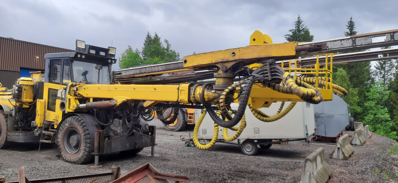 Atlas Copco E2C-C30 - Perforadora direccional horizontal: foto 1 Atlas Copco E2C-C30 - Perforadora direccional horizontal: foto 1