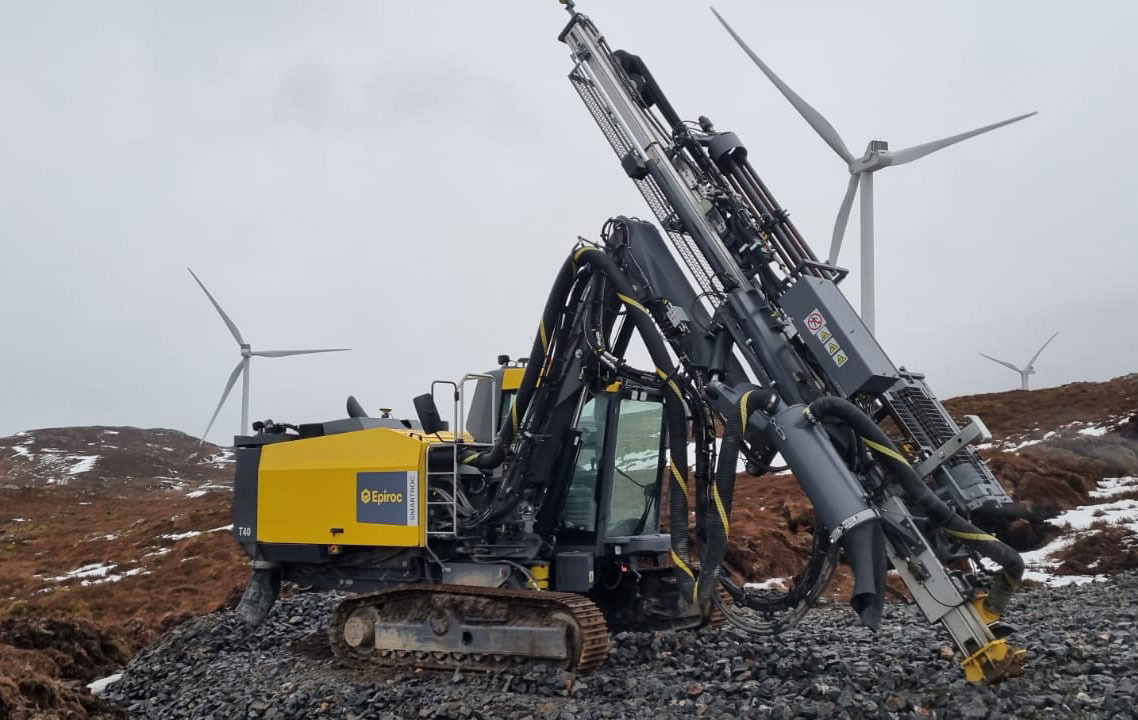 Atlas Copco (Epiroc) SmartROC T40MK2-11 - Perforadora: foto 3 Atlas Copco (Epiroc) SmartROC T40MK2-11 - Perforadora: foto 3