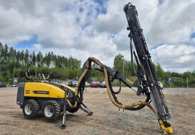 Atlas Copco FlexiROC T15R-01 - Perforadora: foto 4 Atlas Copco FlexiROC T15R-01 - Perforadora: foto 4