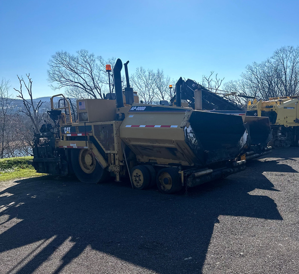 Caterpillar AP-800D - Pavimentadora de asfalto: foto 1 Caterpillar AP-800D - Pavimentadora de asfalto: foto 1