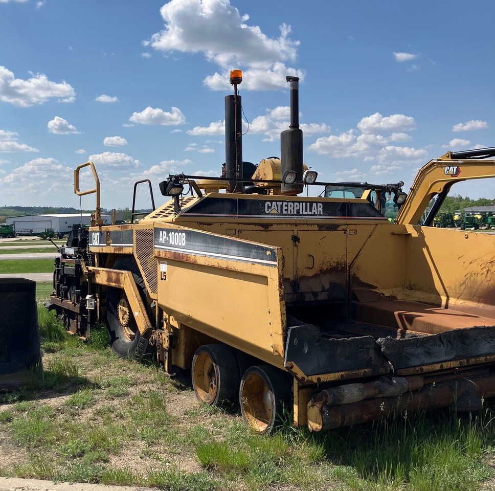 Caterpillar AP1000B - Pavimentadora de asfalto: foto 1 Caterpillar AP1000B - Pavimentadora de asfalto: foto 1