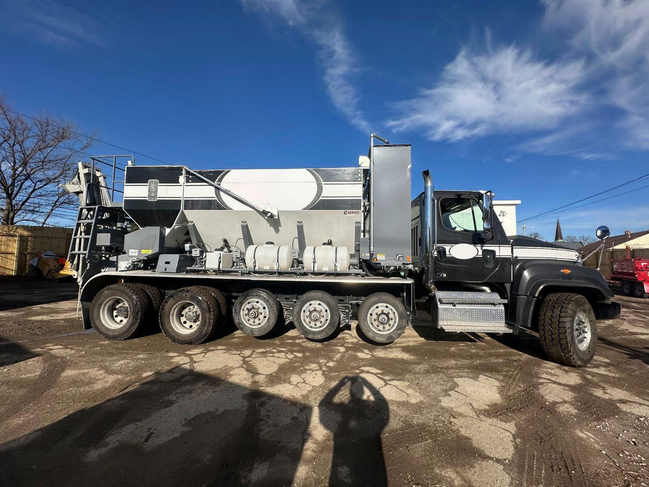 Camión hormigonera Cementech C60E: foto 1