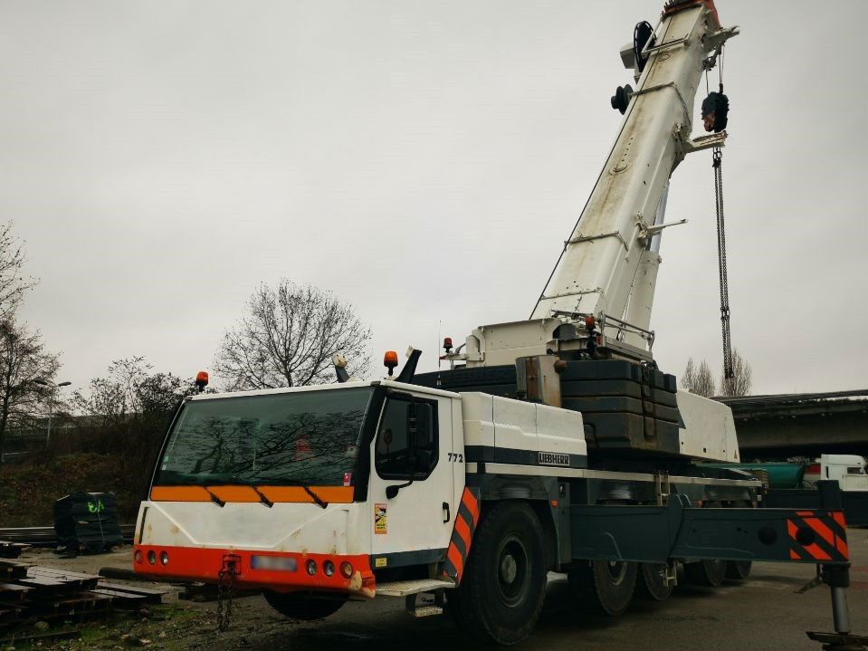Liebherr LTM 1200-5.1 - Autogrúa: foto 1 Liebherr LTM 1200-5.1 - Autogrúa: foto 1