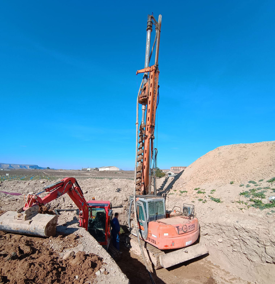 Tescar CF3 - Martillo de hinca de pilotes: foto 4 Tescar CF3 - Martillo de hinca de pilotes: foto 4