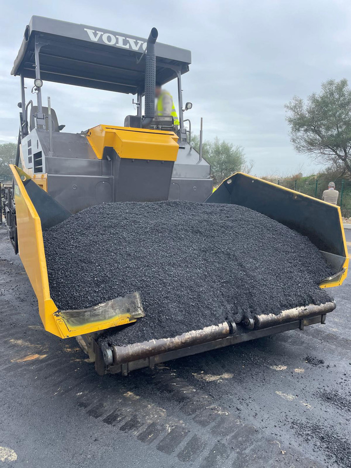 Volvo ABG 8820B - Pavimentadora de asfalto: foto 5 Volvo ABG 8820B - Pavimentadora de asfalto: foto 5