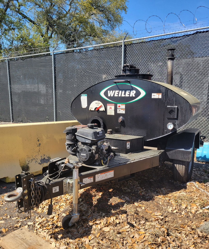 Weiler TT300 - Cisterna de riego asfáltico: foto 1 Weiler TT300 - Cisterna de riego asfáltico: foto 1