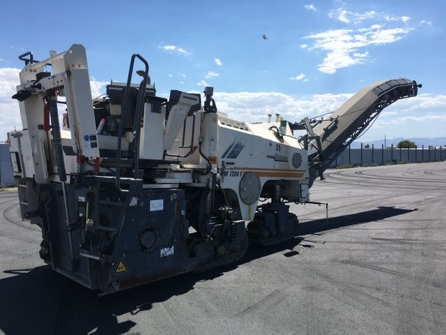 Wirtgen W 1200 F - Fresadora en frío: foto 2 Wirtgen W 1200 F - Fresadora en frío: foto 2
