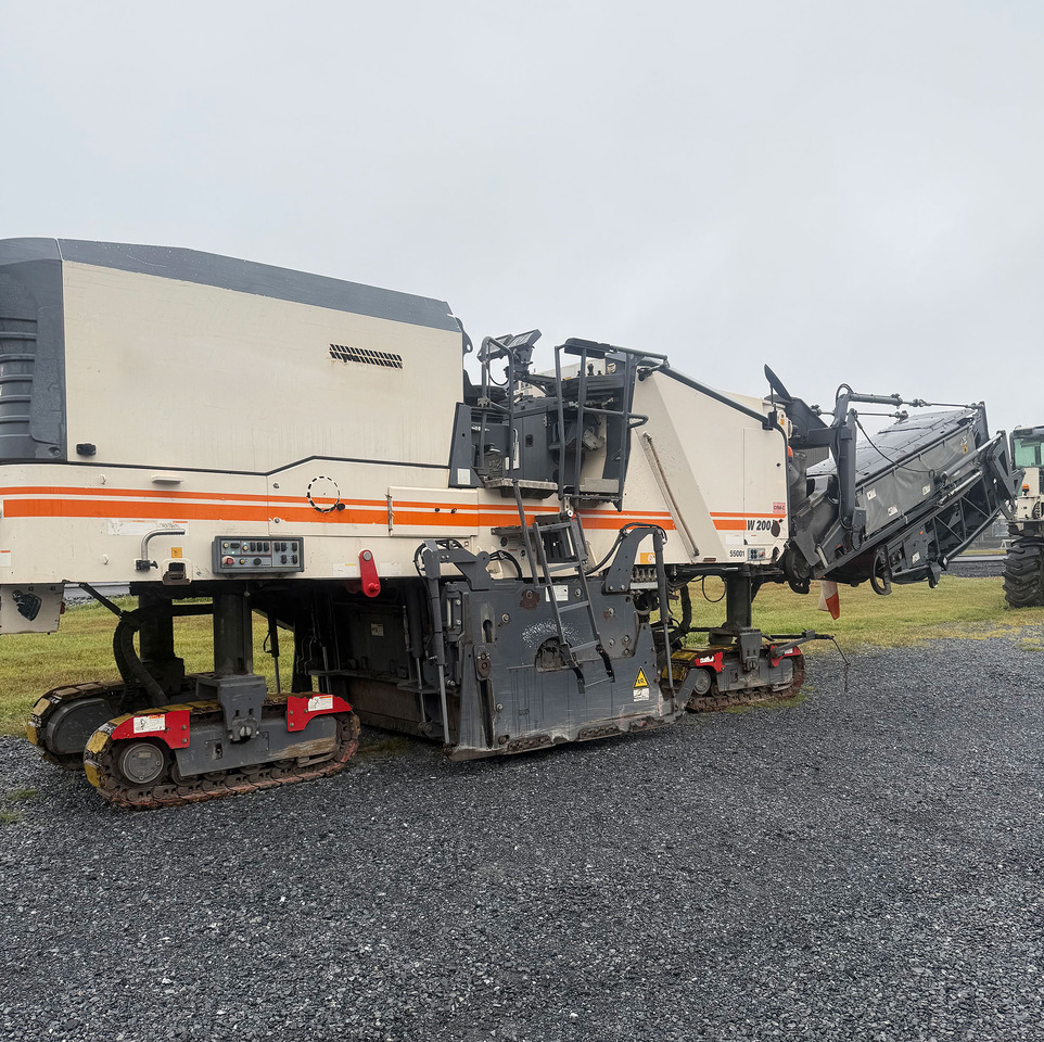Wirtgen W 200 I - Fresadora en frío: foto 1 Wirtgen W 200 I - Fresadora en frío: foto 1