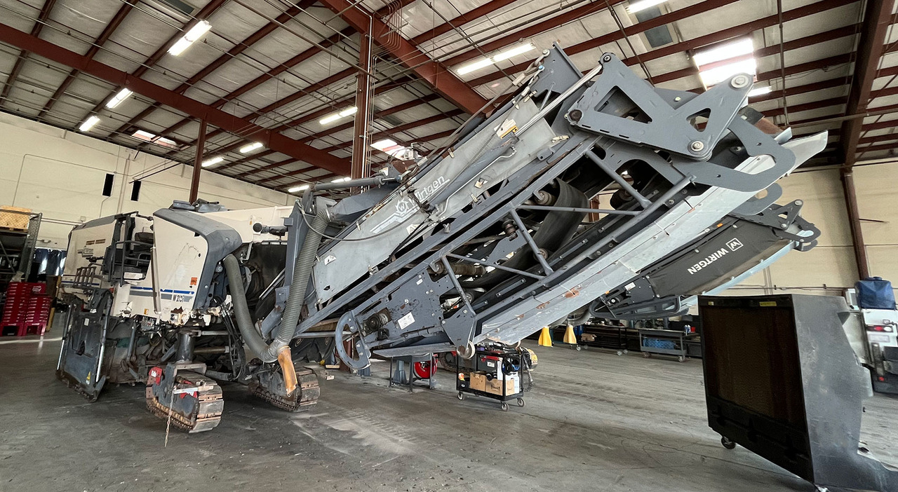 Wirtgen W 210 i - Fresadora en frío: foto 3 Wirtgen W 210 i - Fresadora en frío: foto 3