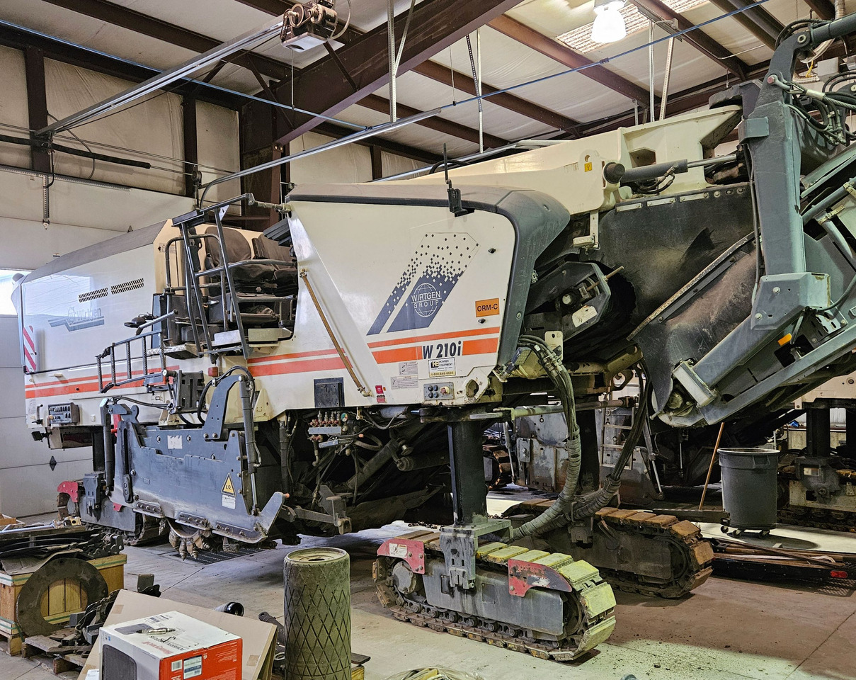 Wirtgen W 210 i - Fresadora en frío: foto 3 Wirtgen W 210 i - Fresadora en frío: foto 3