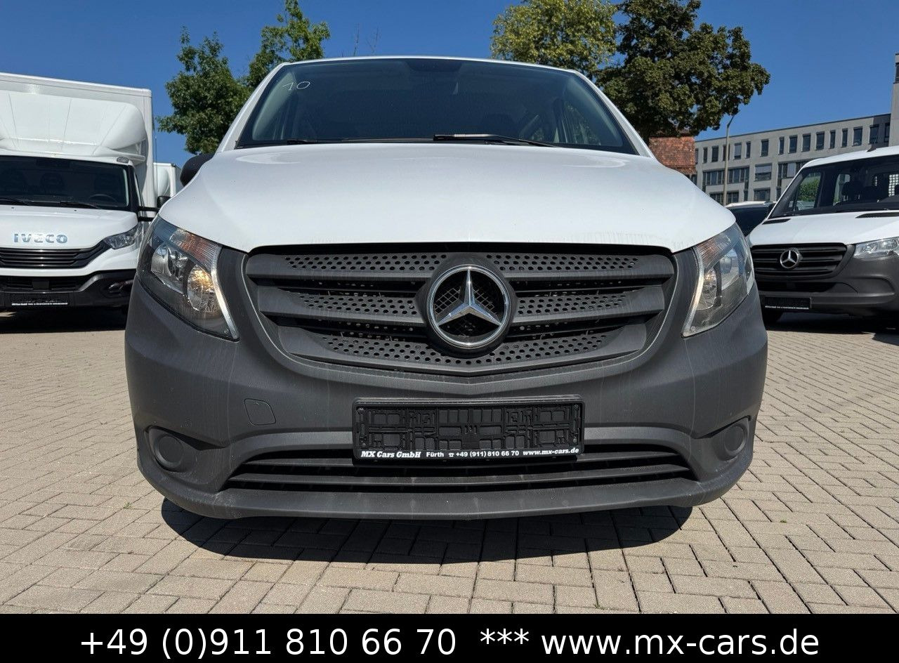 Mercedes-Benz Vito 110 CDi lang Doka Mixto 6 Sitze Klima - Furgoneta pequeña: foto 2 Mercedes-Benz Vito 110 CDi lang Doka Mixto 6 Sitze Klima - Furgoneta pequeña: foto 2