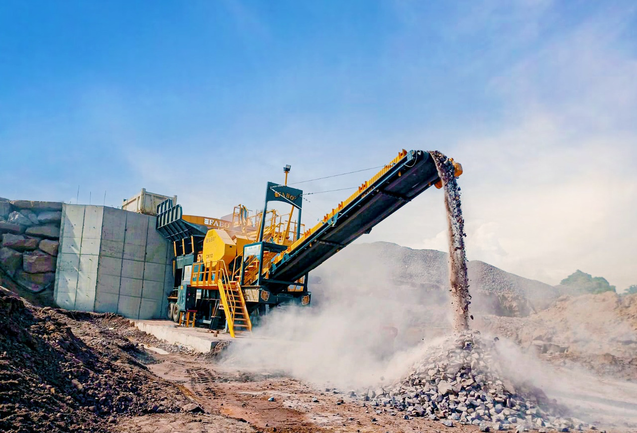 FABO Mobile crusher - Trituradora móvil: foto 1 FABO Mobile crusher - Trituradora móvil: foto 1