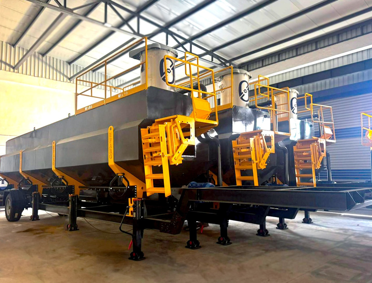 FABO cement silo - Silo de cemento: foto 2 FABO cement silo - Silo de cemento: foto 2