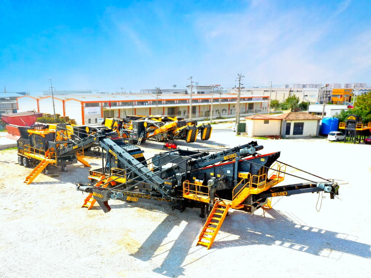 Maquinaria para minería nuevo FABO mining machinery - crushing plant: foto 1