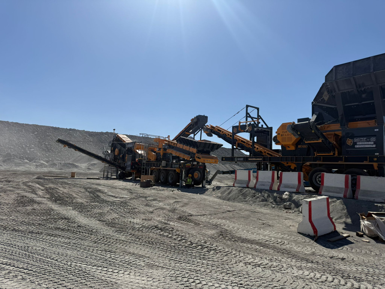 FABO mining machinery - crushing plant - Maquinaria para minería: foto 4 FABO mining machinery - crushing plant - Maquinaria para minería: foto 4