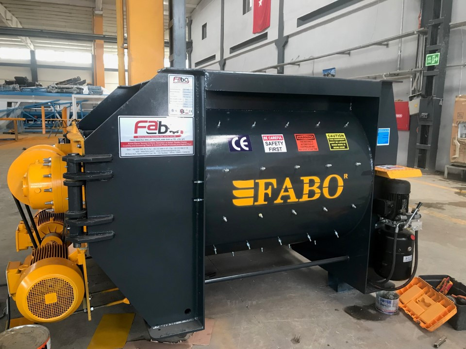 FABO twin shaft mixer - Hormigonera: foto 1 FABO twin shaft mixer - Hormigonera: foto 1