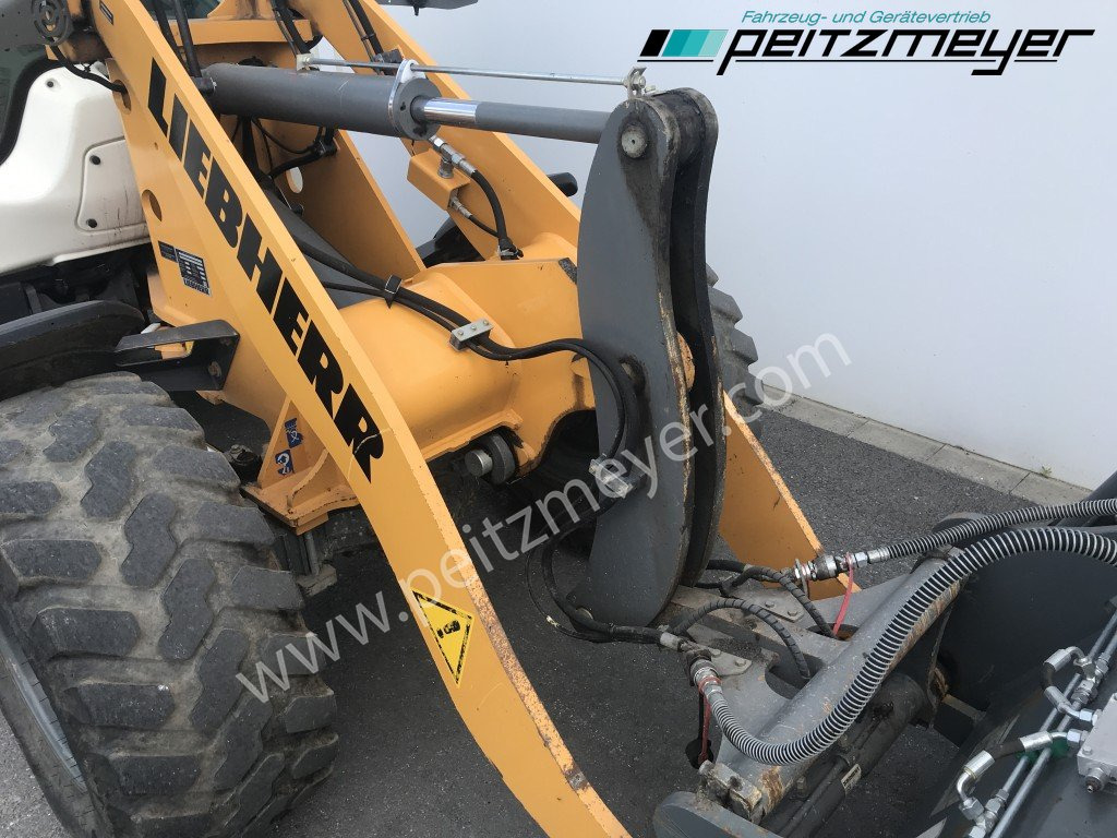 Cargadora de ruedas LIEBHERR RADLADER L 508 C 4in1 Schaufel + Palettengabel: foto 15 Cargadora de ruedas LIEBHERR RADLADER L 508 C 4in1 Schaufel + Palettengabel: foto 15