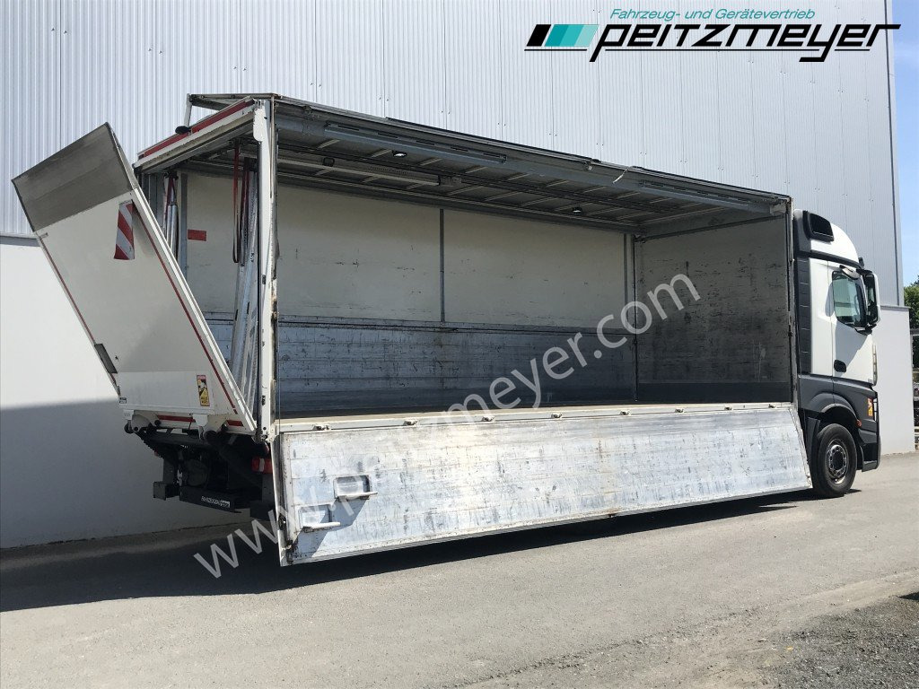 MERCEDES-BENZ Actros 2545 LL Böse Schwenkwand + 2,5 t. LBW BÄR - Camión transporte de bebidas: foto 4 MERCEDES-BENZ Actros 2545 LL Böse Schwenkwand + 2,5 t. LBW BÄR - Camión transporte de bebidas: foto 4