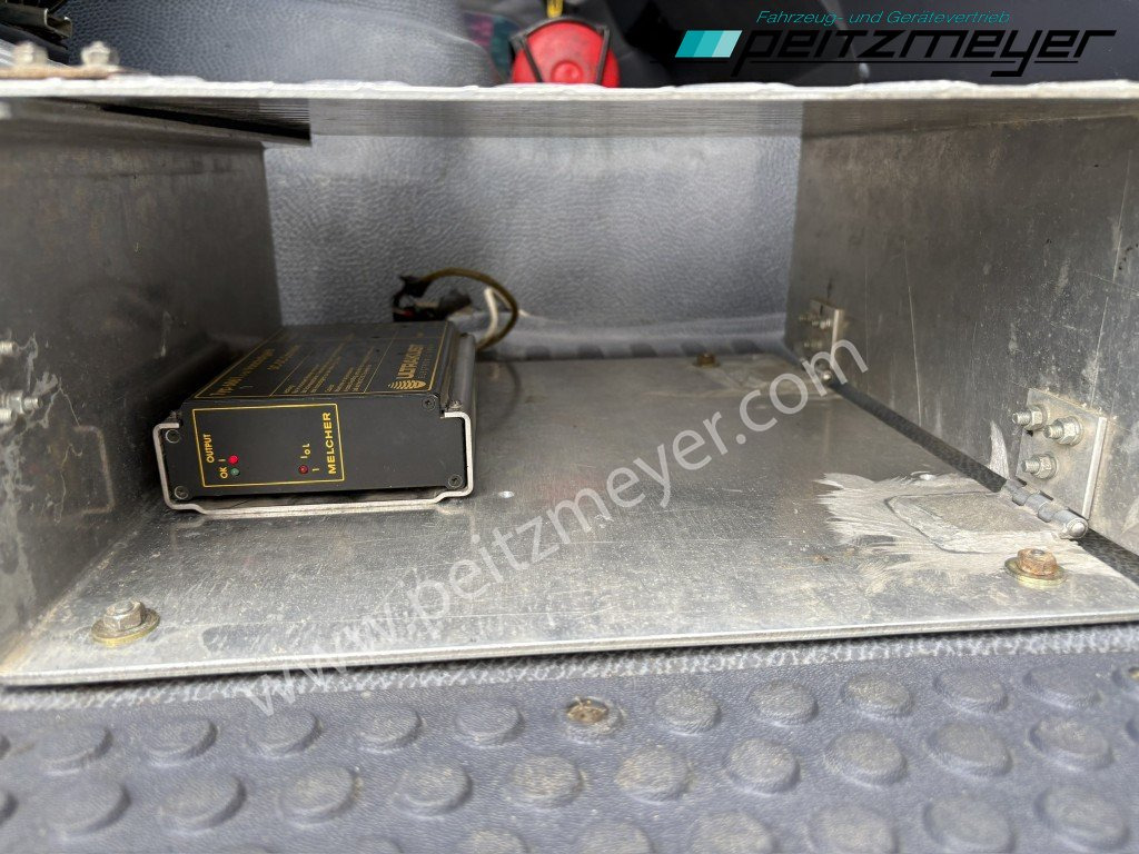 Camión cisterna MERCEDES-BENZ LK 1524 BB Diesel/Heizöl Tankwagen: foto 24 Camión cisterna MERCEDES-BENZ LK 1524 BB Diesel/Heizöl Tankwagen: foto 24