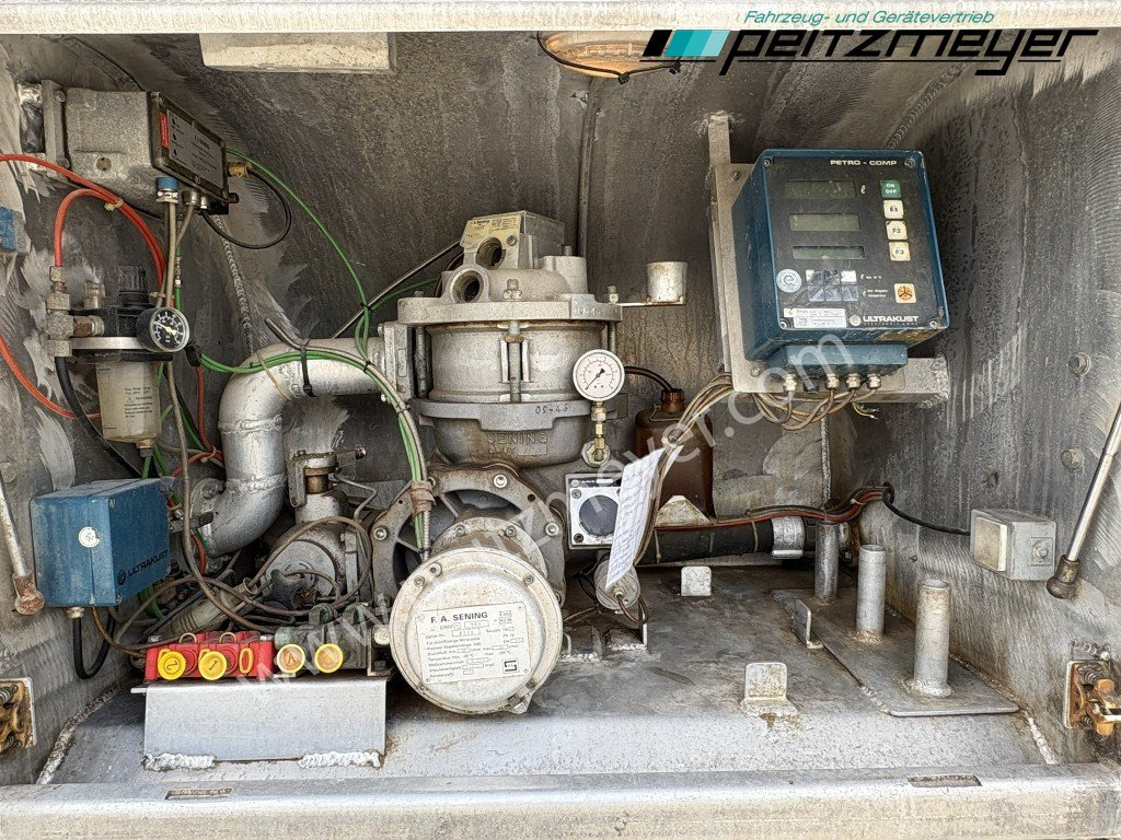 Camión cisterna MERCEDES-BENZ LK 1524 BB Diesel/Heizöl Tankwagen: foto 14 Camión cisterna MERCEDES-BENZ LK 1524 BB Diesel/Heizöl Tankwagen: foto 14