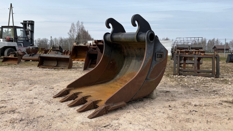 IRON ATTACHMENTS CW30 1100mm - Cazo para excavadora para Excavadora: foto 1 IRON ATTACHMENTS CW30 1100mm - Cazo para excavadora para Excavadora: foto 1