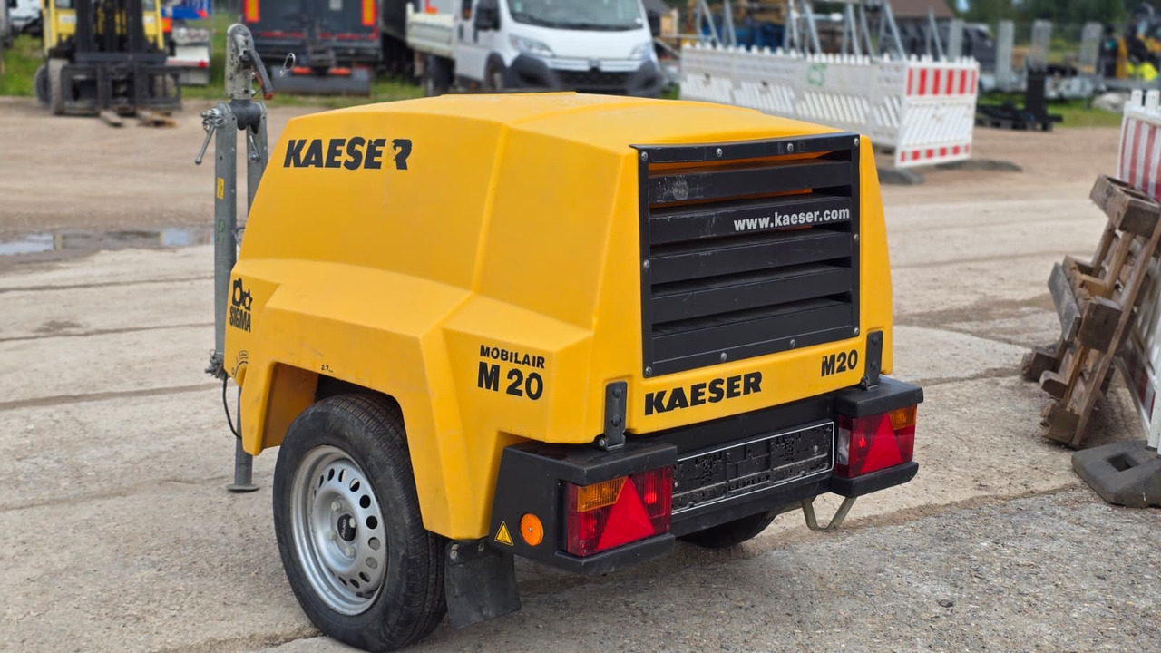 KAESER M20 PE - Compresor de aire: foto 2 KAESER M20 PE - Compresor de aire: foto 2